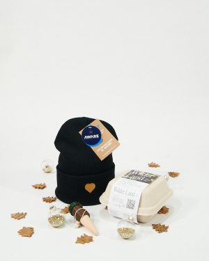 Kerstpakket B - Muts Goud van Noord, Onkruidenthee WilderLand en Blumat Irrigatie.